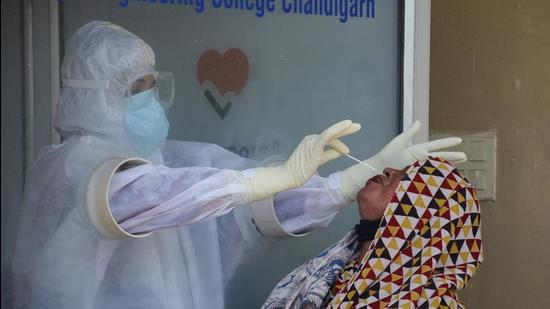 The district administration will rope in medical staff, including doctors and paramedical staff, on contractual terms as per the norms. (HT File Photo) The district administration will rope in medical staff, including doctors and paramedical staff, on contractual terms as per the norms. (HT File Photo)