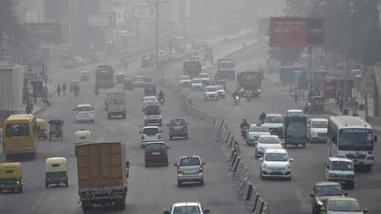 Air quality improved in major cities in India but 22 cities featured among the top 30 most polluted cities in the world, showed new data from IQAir’s global air quality data platform in its World Air Quality Report 2020. (Representative Image)(PTI)