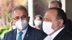 Doctor Marcelo Queiroga (L), appointed by Brazilian President Jair bolsonaro for Minister of Health, and current Minister Eduardo Pazuello talk to the press outside the ministry in Brasilia, on March 16, 2021. - Queiroga replaces the former Minister of Health Eduardo Pazuello at a time when the health system is on the verge of collapse due to the coronavirus pandemic that has already left nearly 280,000 dead. (Photo by EVARISTO SA / AFP)(AFP) Doctor Marcelo Queiroga (L), appointed by Brazilian President Jair bolsonaro for Minister of Health, and current Minister Eduardo Pazuello talk to the press outside the ministry in Brasilia, on March 16, 2021. - Queiroga replaces the former Minister of Health Eduardo Pazuello at a time when the health system is on the verge of collapse due to the coronavirus pandemic that has already left nearly 280,000 dead. (Photo by EVARISTO SA / AFP)(AFP)
