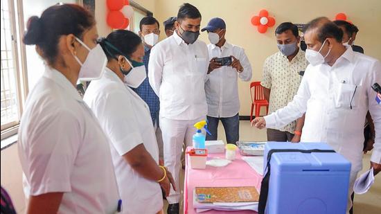 Maharashtra health minister Rajesh Tope inspects the Covid-19 vaccine programme. (PTI) Maharashtra health minister Rajesh Tope inspects the Covid-19 vaccine programme. (PTI)