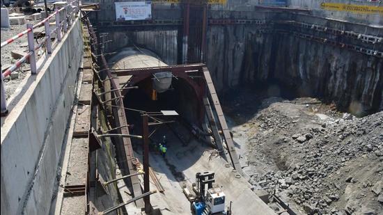 Work underway at the coastal road tunnel construction site, under Priyadarshini Park. (HT Photo) Work underway at the coastal road tunnel construction site, under Priyadarshini Park. (HT Photo)
