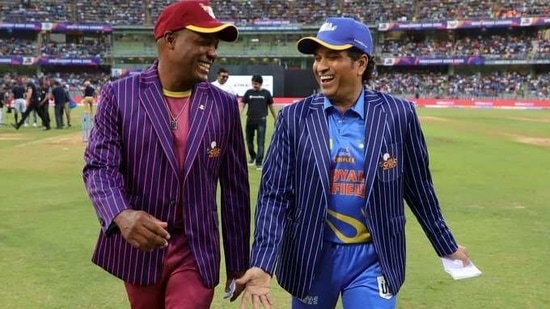 Brian Lara and Sachin Tendulkar(Twitter) Brian Lara and Sachin Tendulkar(Twitter)