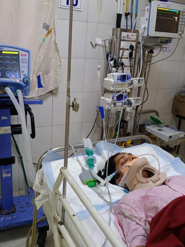 Dhanshri is admitted and undergoing treatment at Navale hospital. Her treatment cost is anywhere between ₹15-20 lakh. (HT PHOTO) Dhanshri is admitted and undergoing treatment at Navale hospital. Her treatment cost is anywhere between ₹15-20 lakh. (HT PHOTO)
