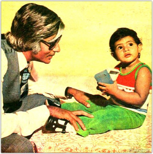 Amitabh Bachchan with Shweta. Amitabh Bachchan with Shweta.