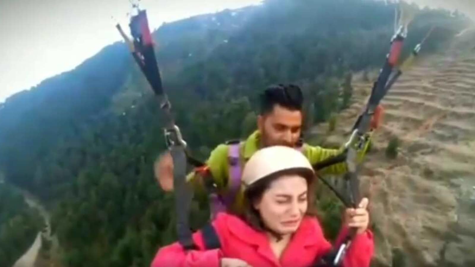 Paragliding deals funny video