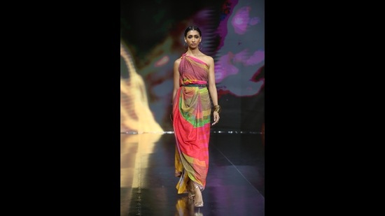 Can we picture a Ritu Kumar collection without a jolt of powerful colours and consciousness-altering prints? The patchwork techniques employed with myriad laces lent her pieces a creamy swoosh. (Photo: Instagram/FDCIOfficial) Can we picture a Ritu Kumar collection without a jolt of powerful colours and consciousness-altering prints? The patchwork techniques employed with myriad laces lent her pieces a creamy swoosh. (Photo: Instagram/FDCIOfficial)