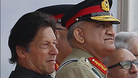 Last month, Gen Qamar Javed Bajwa had spoken of extending a “hand of peace in all directions” while addressing an event at the Pakistan Air Force Academy. He had also called for the two countries to resolve the Kashmir issue in a peaceful manner. (AP PHOTO.) Last month, Gen Qamar Javed Bajwa had spoken of extending a “hand of peace in all directions” while addressing an event at the Pakistan Air Force Academy. He had also called for the two countries to resolve the Kashmir issue in a peaceful manner. (AP PHOTO.)
