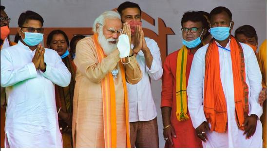 Prime Minister Narendra Modi, who was in West Bengal to address a BJP rally in Purulia, also referred to an incident in which bombs were hurled at Jagaddal in North 24 Parganas on Wednesday night. (PTI PHOTO.) Prime Minister Narendra Modi, who was in West Bengal to address a BJP rally in Purulia, also referred to an incident in which bombs were hurled at Jagaddal in North 24 Parganas on Wednesday night. (PTI PHOTO.)