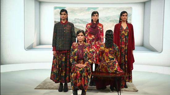 Designer Payal Pratap struck a fine balance between homespun and haute on day 2 of FDCI x Lakme Fashion Week. (Photo: Instagram/FDCIOfficial)