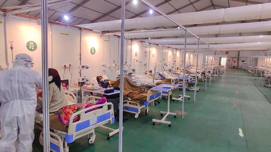 Delhi currently has 5,711 beds earmarked for the treatment of Covid-19 across city hospitals (PTI Photo) (PTI)