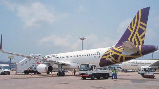 Vistara is in talks with Boeing to add a rest compartment for crew in some 787-9 planes it will receive in the next few years, which will let the carrier start non-stop flights on long-haul routes.(Mint Archive)