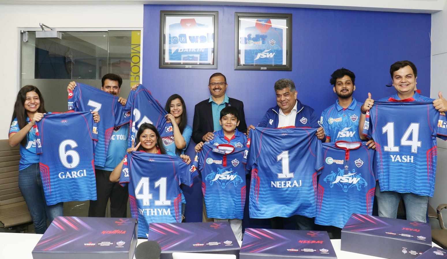 Delhi Capitals (DC) unveil their new jersey for IPL 2020