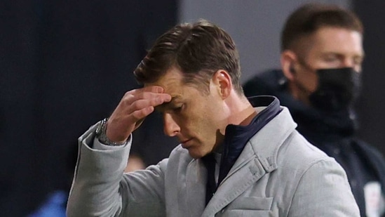 Fulham's manager Scott Parker reacts during an English Premier League soccer match between Fulham and Manchester City at the Craven Cottage stadium in London, England, (AP)
