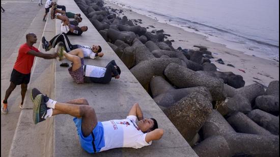 Happiness in Mumbai is the sight of middle-aged, early-bird joggers at the crack of dawn on Marine Drive in their shiny new athleasure gear. (HT FILE) Happiness in Mumbai is the sight of middle-aged, early-bird joggers at the crack of dawn on Marine Drive in their shiny new athleasure gear. (HT FILE)