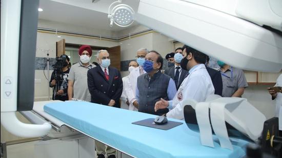 The health minister said PGIMER is one of the premier medical institutes of India, providing specialised services to all five northern states of the country. (HT Photo) The health minister said PGIMER is one of the premier medical institutes of India, providing specialised services to all five northern states of the country. (HT Photo)