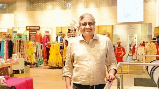 Kishore Biyani, group CEO, Future group during the re–launch of the Bangalore Central mall that was launched 11 years back in this file picture from 2016. (Hemant Mishra/Mint) Kishore Biyani, group CEO, Future group during the re–launch of the Bangalore Central mall that was launched 11 years back in this file picture from 2016. (Hemant Mishra/Mint)