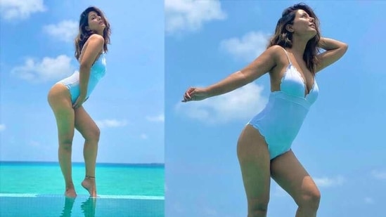 Hina Khan vacationing in Maldives. 