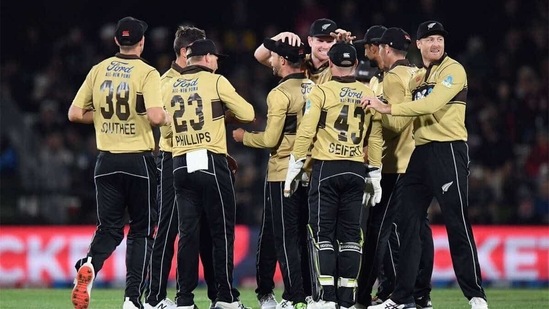 New Zealand beats Bangladesh by 8 wickets in 1st ODI. (BlackCaps/Twitter) New Zealand beats Bangladesh by 8 wickets in 1st ODI. (BlackCaps/Twitter)