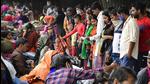 Rush at the Sunday market near Jagraon bridge in Ludhiana. (Harsimar Pal Singh/HT) Rush at the Sunday market near Jagraon bridge in Ludhiana. (Harsimar Pal Singh/HT)