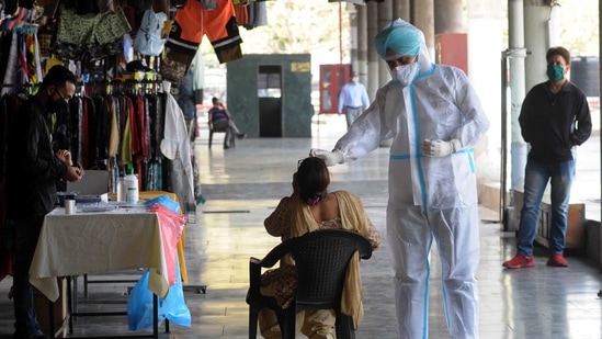 New infections have been rising the past month across India, marking the start of what is clearly the second wave of infections. (Ravi Kumar / HT Photo) New infections have been rising the past month across India, marking the start of what is clearly the second wave of infections. (Ravi Kumar / HT Photo)
