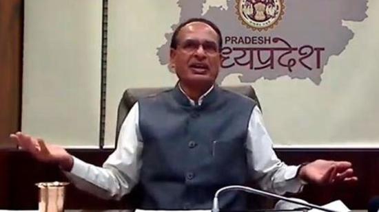 After an increase in Covid-19 cases, the state government imposed a one–day lockdown on Sunday in three districts –Indore, Bhopal and Jabalpur. Schools and colleges will remain closed from March 21 to 31 in these three districts. (HT PHOTO.) After an increase in Covid-19 cases, the state government imposed a one–day lockdown on Sunday in three districts –Indore, Bhopal and Jabalpur. Schools and colleges will remain closed from March 21 to 31 in these three districts. (HT PHOTO.)