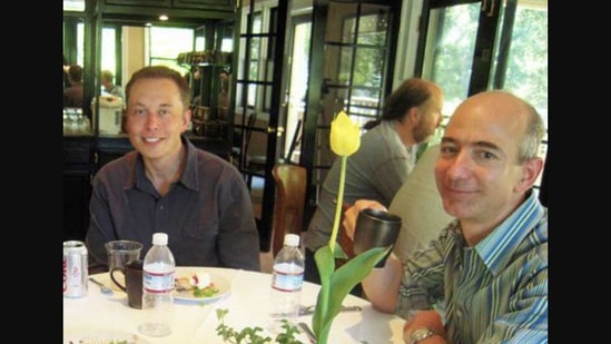 The throwback image shows Elon Musk and Jeff Bezos.(Screengrab)