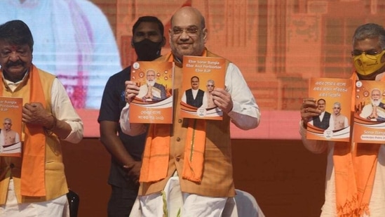 Amit Shah said that the BJP has decided that no infiltrators will be allowed in Bengal and border fencing will be strengthened. (HT Photo/Samir Jana) Amit Shah said that the BJP has decided that no infiltrators will be allowed in Bengal and border fencing will be strengthened. (HT Photo/Samir Jana)