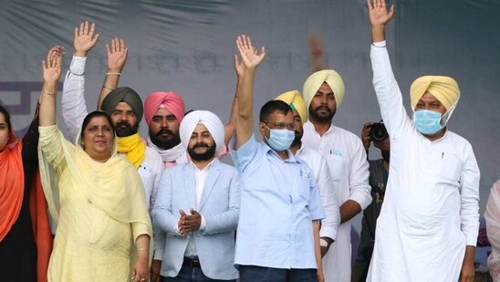 Centre causing hindrance to farmers' movement, claims Kejriwal in Punjab |  Latest News India - Hindustan Times