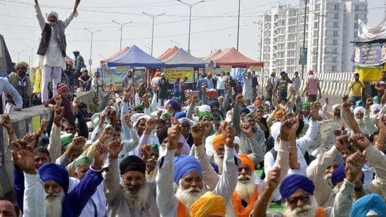 Demonstrators at the Ghazipur farmers’ protest site in New Delhi, on Wednesday, February 17. (Sakib Ali/HT Photo )