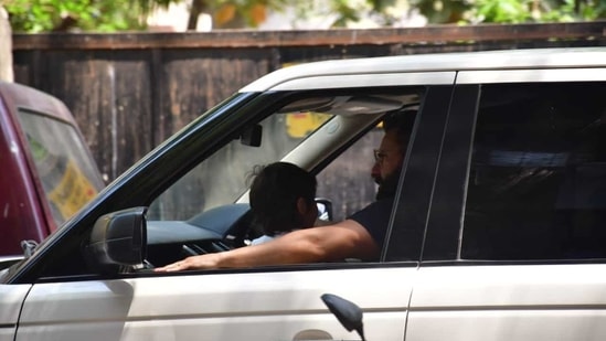 Saif Ali Khan with his son Taimur, clicked by the paparazzi. (Varinder Chawla)