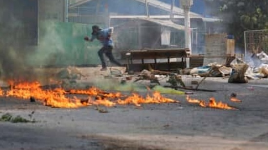 The European Union and the United States imposed sanctions on Monday against individuals involved in the coup and the repression of the demonstrators. (AP Photo) The European Union and the United States imposed sanctions on Monday against individuals involved in the coup and the repression of the demonstrators. (AP Photo)