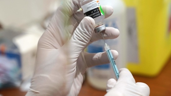 China on Wednesday gifted another 500,000 doses of Sinopharm vaccine to Pakistan, the Dawn reported.(Bloomberg)
