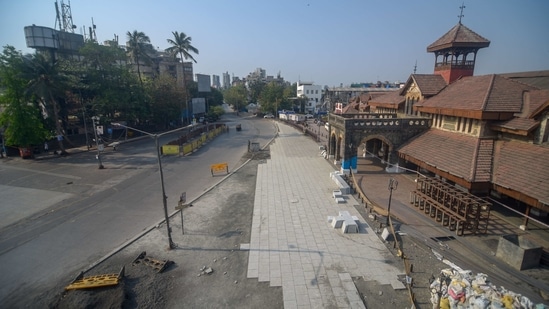 A view outside Bandra railway station on March 25, 2020 the first day of the lockdown. The station would on any other day see a steady stream of travellers making journeys on the city’s suburban rail network. A city lifeline, the network came to a sudden halt with the announcement of lockdown. (Ragul Krishnan / HT Archive)