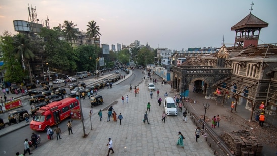 Bandra station on March 22, almost a year since the lockdown came into effect. Services on the rail network stood suspended for months and only returned to pre-Covid-19 levels in January this year. Bandra station did however, help migrants reach home during the months of lockdown via Shramik special trains(Pratik Chorge / HT Photo)