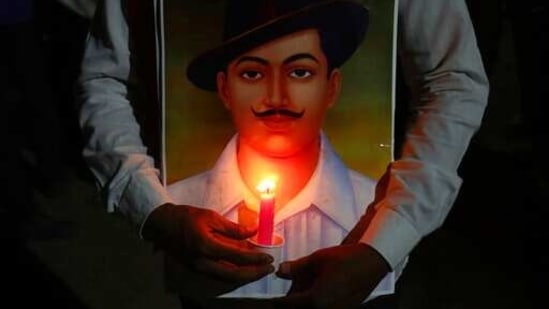The Delhi government also organised a Shaheed Diwas function in Connaught Place on Tuesday to commemorate the contributions of Singh to the freedom struggle.(AP) The Delhi government also organised a Shaheed Diwas function in Connaught Place on Tuesday to commemorate the contributions of Singh to the freedom struggle.(AP)
