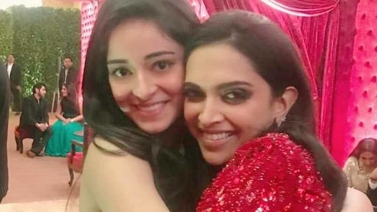 Deepika Padukone and Ananya Panday will appear together in Shakun Batra's new film. Deepika Padukone and Ananya Panday will appear together in Shakun Batra's new film.