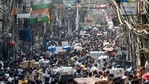 People not adhering to social distancing norms, at Sadar Bazaar in New Delhi, Wednesday, March 24, 2021.(PTI) People not adhering to social distancing norms, at Sadar Bazaar in New Delhi, Wednesday, March 24, 2021.(PTI)