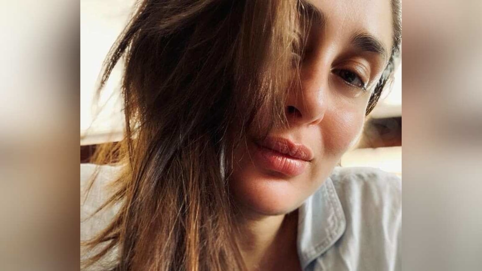 Kareena Kapoor Khan looks forward to the weekend with stunning no-makeup selfie and Mean Girls-inspired quote