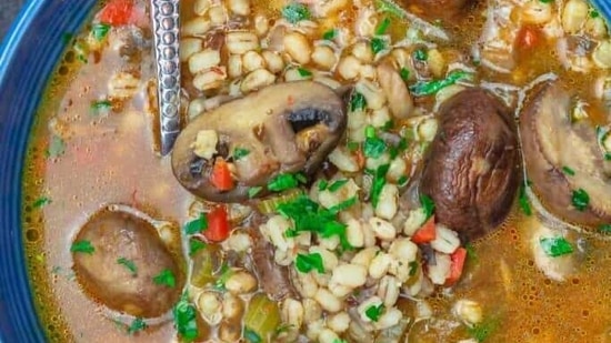 Vegetable Barley Soup (The Mediterranean Dish) Vegetable Barley Soup (The Mediterranean Dish)