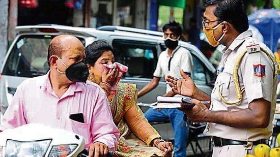 Terming 2020 a “challenging year”, the Delhi Police said the lockdown brought about a paradigm shift in policing while putting a humane face on the law enforcing mechanism. (HT file photo) Terming 2020 a “challenging year”, the Delhi Police said the lockdown brought about a paradigm shift in policing while putting a humane face on the law enforcing mechanism. (HT file photo)