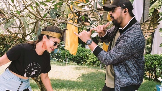 Sunny Leone with Rannvijay Singha in Kerala.