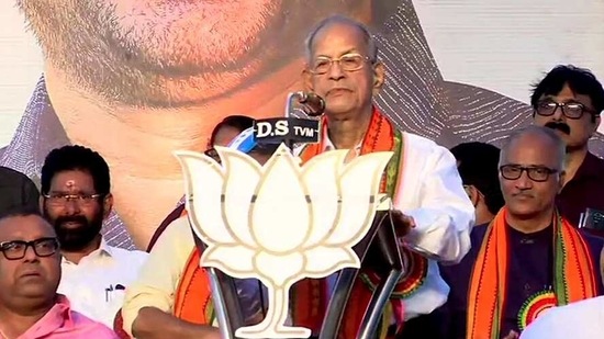Metro Man' E Sreedharan addresses a public meeting.(ANI file photo) Metro Man' E Sreedharan addresses a public meeting.(ANI file photo)