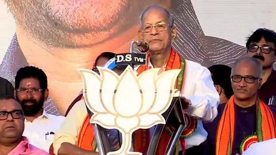 At 88, age seems to be no barrier for Sreedharan to fit himself into the garb of a seasoned politician, as stated by his critics.(ANI file photo) At 88, age seems to be no barrier for Sreedharan to fit himself into the garb of a seasoned politician, as stated by his critics.(ANI file photo)