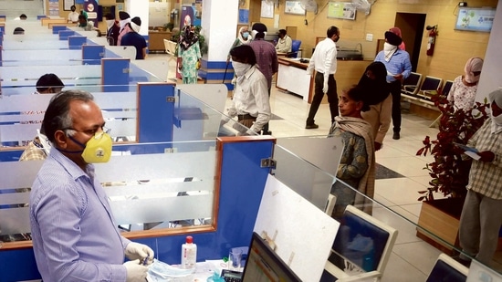The top court on Tuesday said the benefit of a waiver of compound interest, or interest on interest, should be available to all borrowers, irrespective of how much of their loan was outstanding.(File photo)