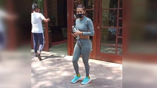 She teamed it with a pair of matching Yoga pants. (Varinder Chawla)
