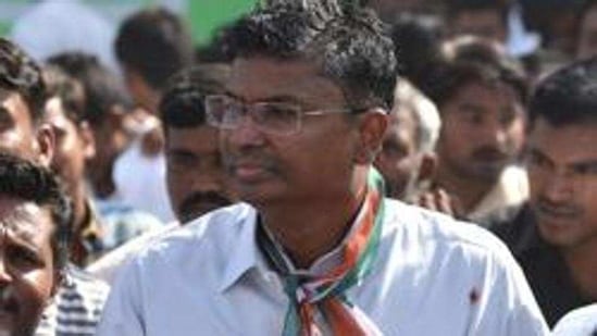 The Congress decision to name Satish for the Lok Sabha bypoll comes at a time his brother, Ramesh Jarkiholi finds himself at the centre of a raging sex scandal in Karnataka (Arijit Sen/HT Photo) The Congress decision to name Satish for the Lok Sabha bypoll comes at a time his brother, Ramesh Jarkiholi finds himself at the centre of a raging sex scandal in Karnataka (Arijit Sen/HT Photo)