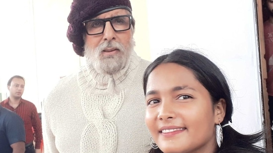 Suchismita Routray with Amitabh Bachchan on the sets of Chehre.