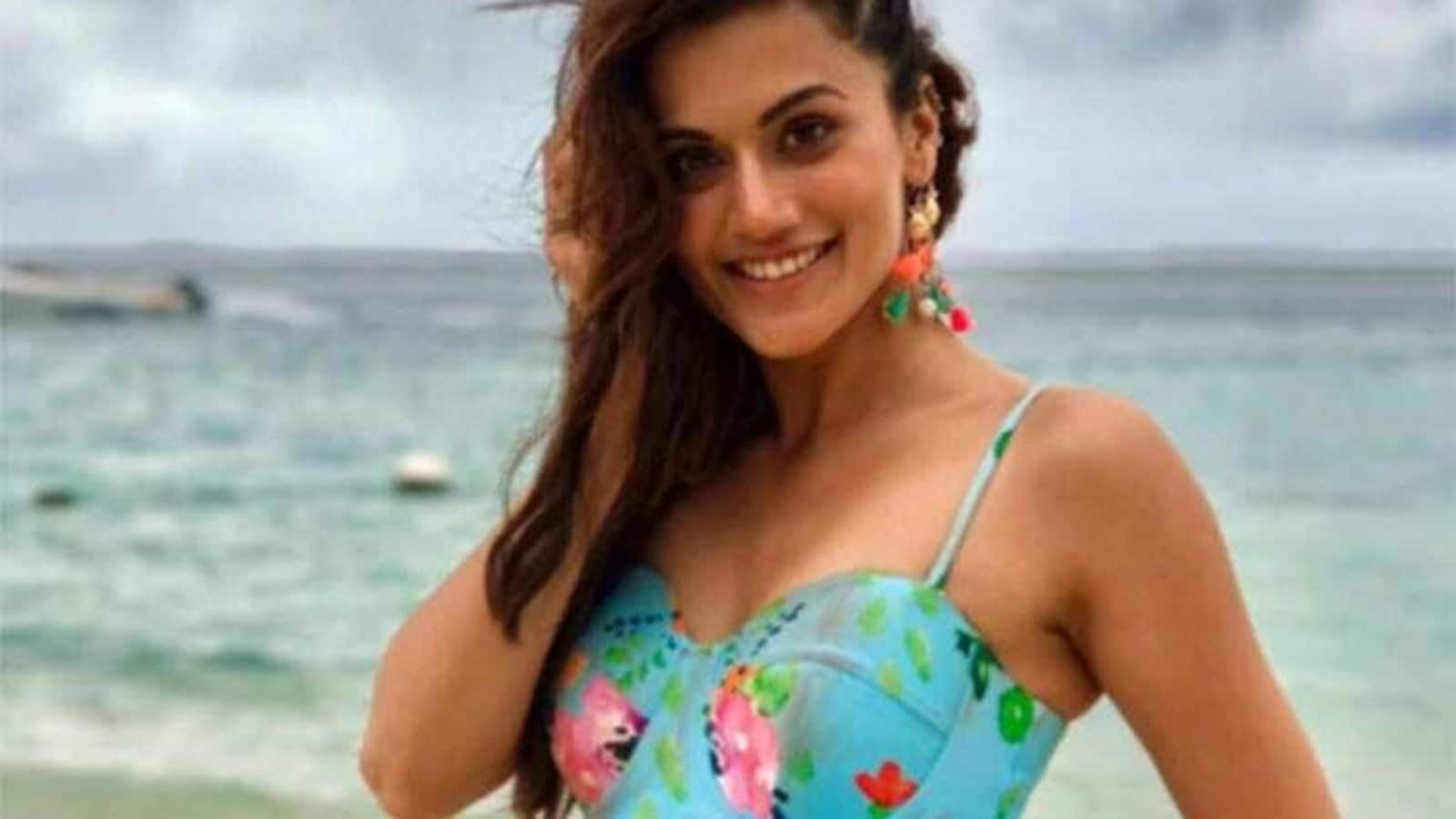 Taapsee Pannu slams trolling of women for wearing bikinis, says it 'doesn't happen when men put out half-naked pics' | Bollywood - Hindustan Times
