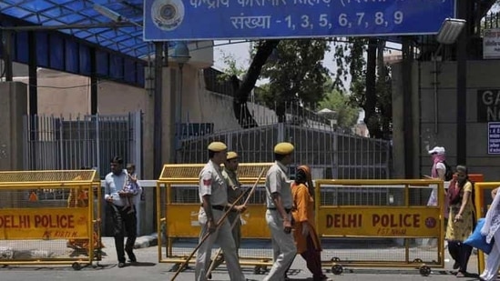 According to jail officials, around 70 to 80 inmates of Tihar, Rohini and Mandoli jails have been vaccinated so far. (Vipin Kumar/HT file photo) According to jail officials, around 70 to 80 inmates of Tihar, Rohini and Mandoli jails have been vaccinated so far. (Vipin Kumar/HT file photo)