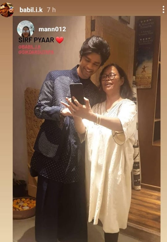 Babil with mom Sutapa ahead of the event. Babil with mom Sutapa ahead of the event.